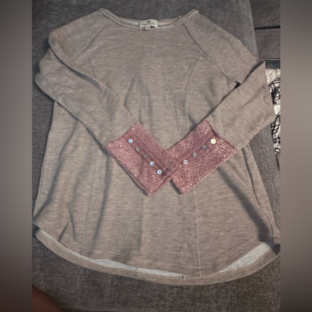 Betsey Boutique Shop Light Pink  Knit Top with Pink Cuffs